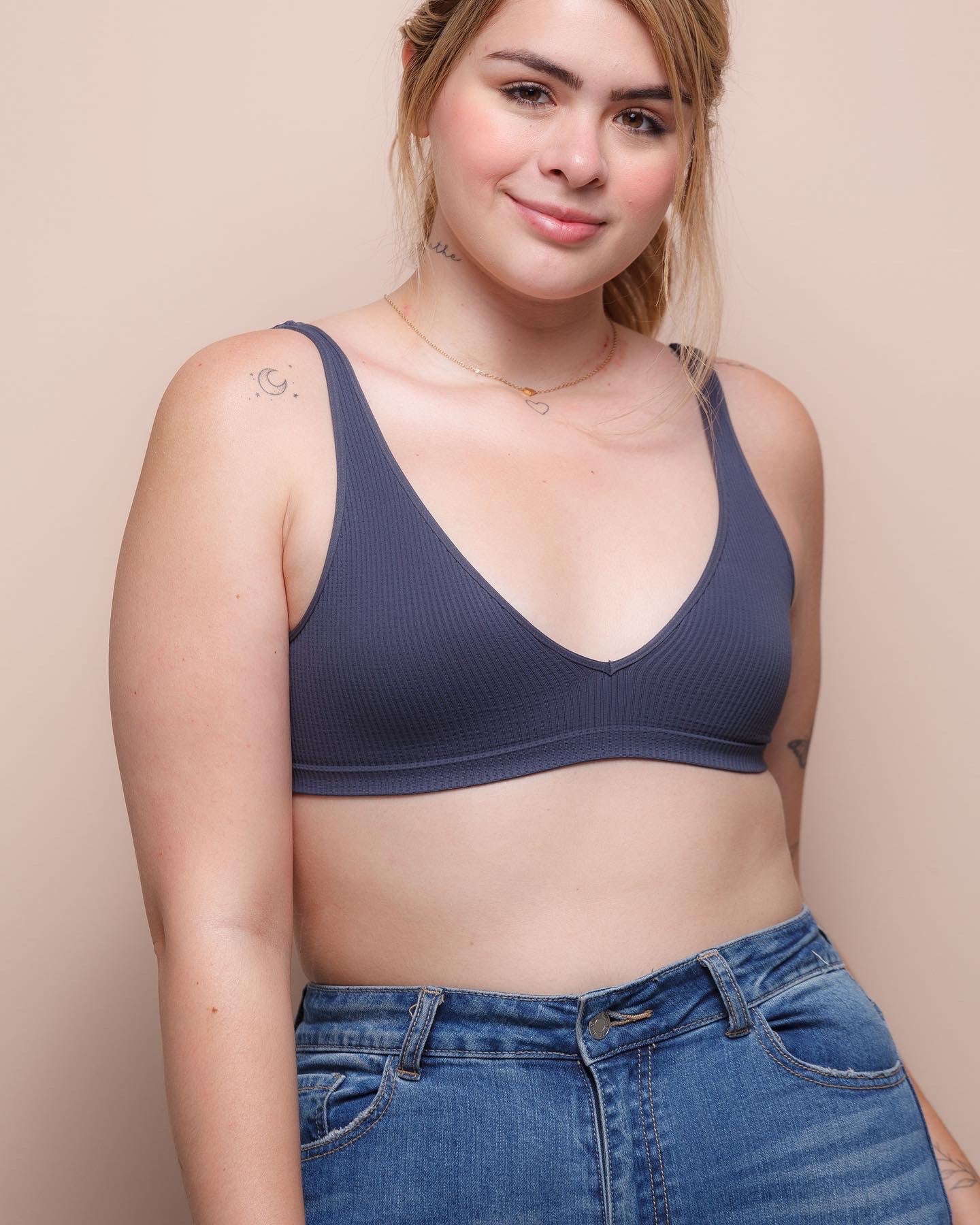 Sweet Ribbed Seamless Bralette