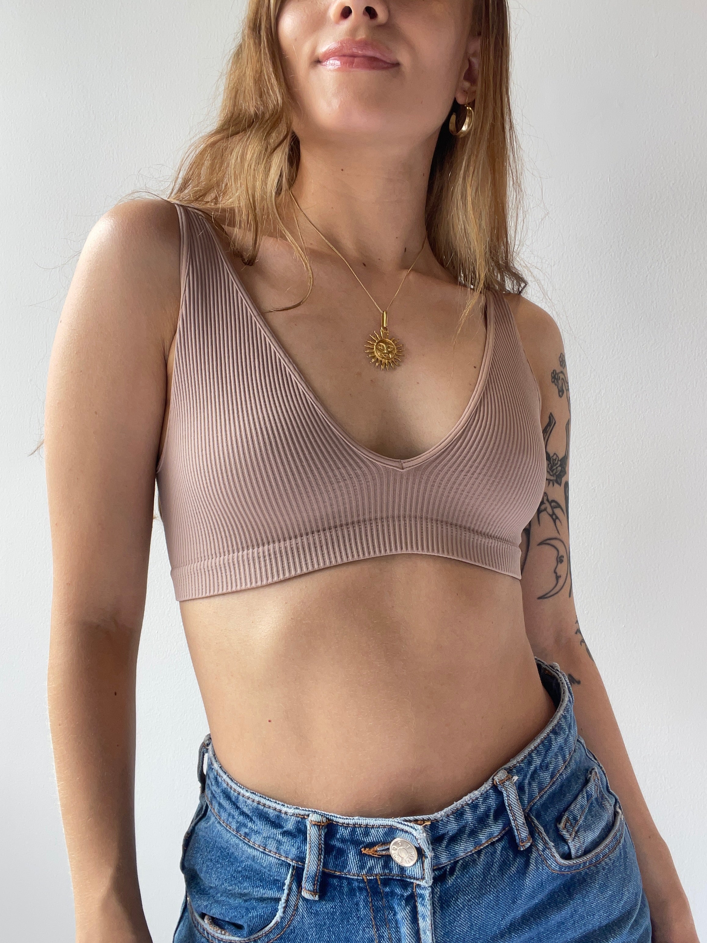 Sweet Ribbed Seamless Bralette