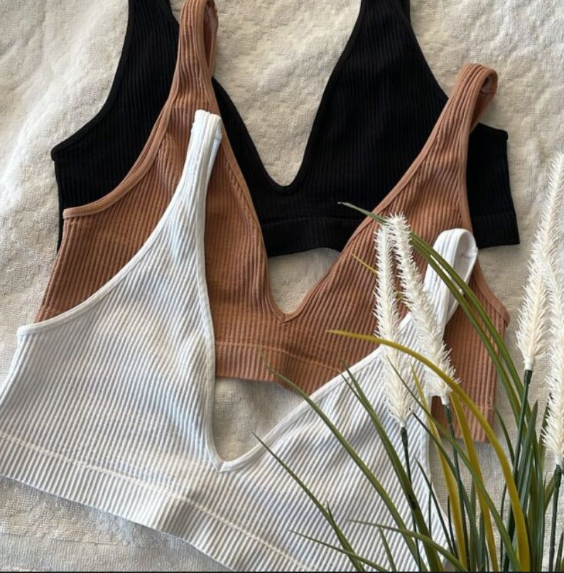 Sweet Ribbed Seamless Bralette